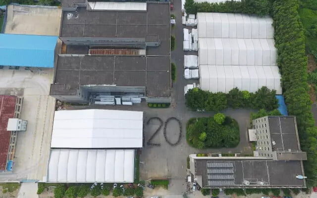 Компания «Liri Tent»