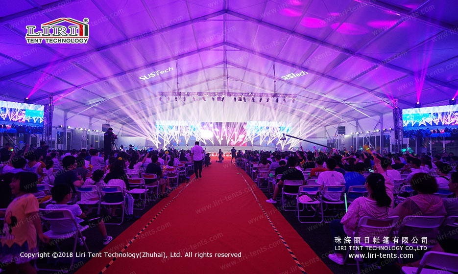 Graduation Tent introduce
