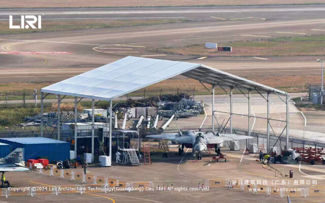 Истребитель Су-57 представлен на авиасалоне «Air Show China»; компания LIRI предоставила ангарные палатки (1)